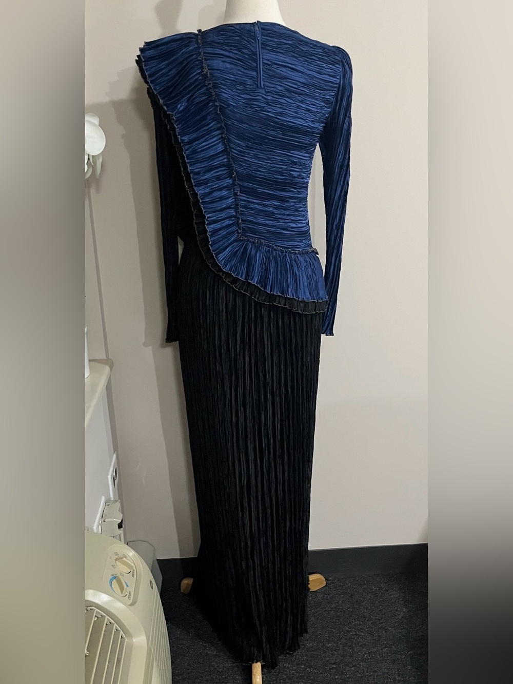Mary McFadden Vintage 80s Pleated Gown Size 8 Medium M Blue Black Plisse - Picture 3 of 16